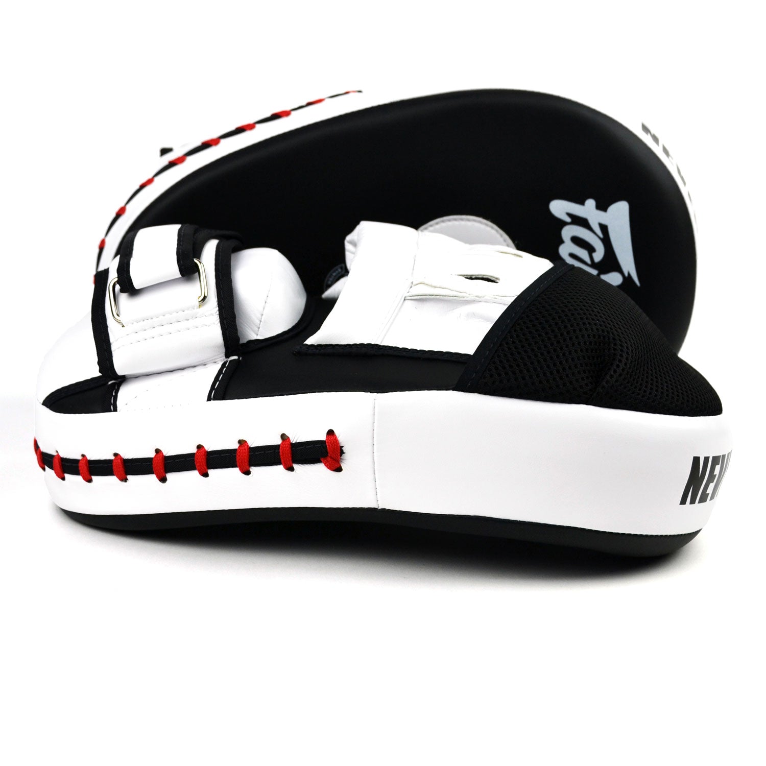 Fairtex Maximized Focus Mitts Black/White