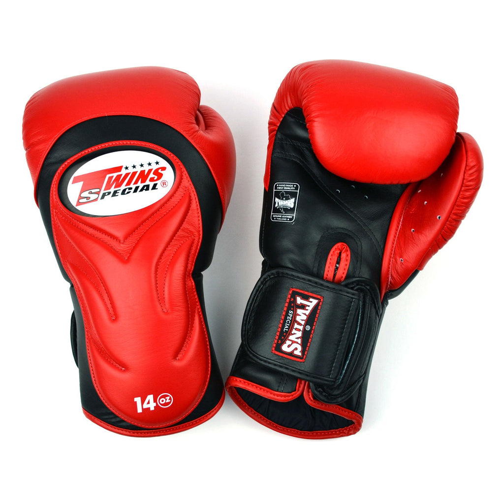 Twins Deluxe Boxing Gloves Red/Black