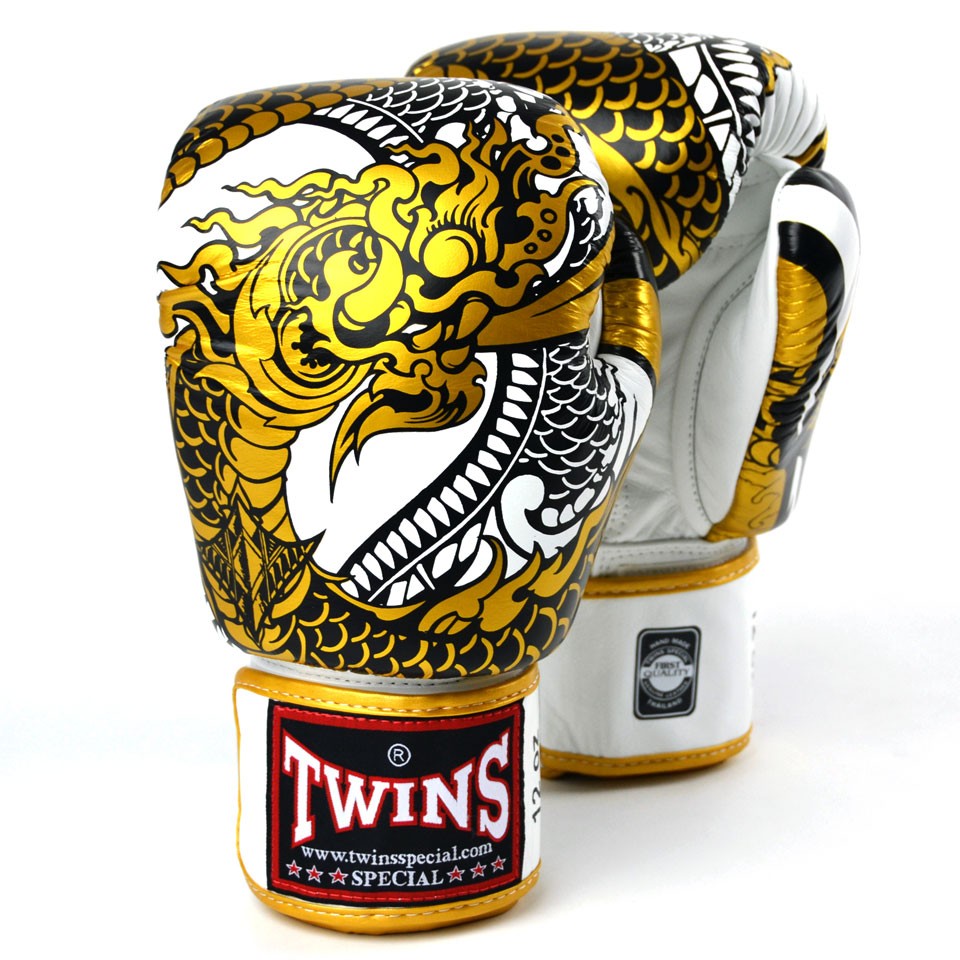 Twins Nagas Boxing Gloves White/Gold