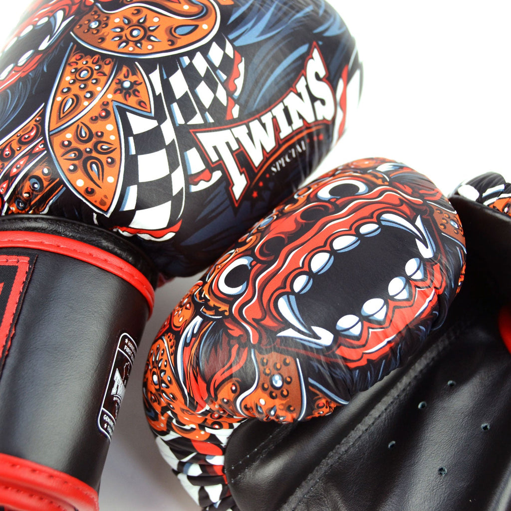 Twins Barong Boxing Gloves Black/Red