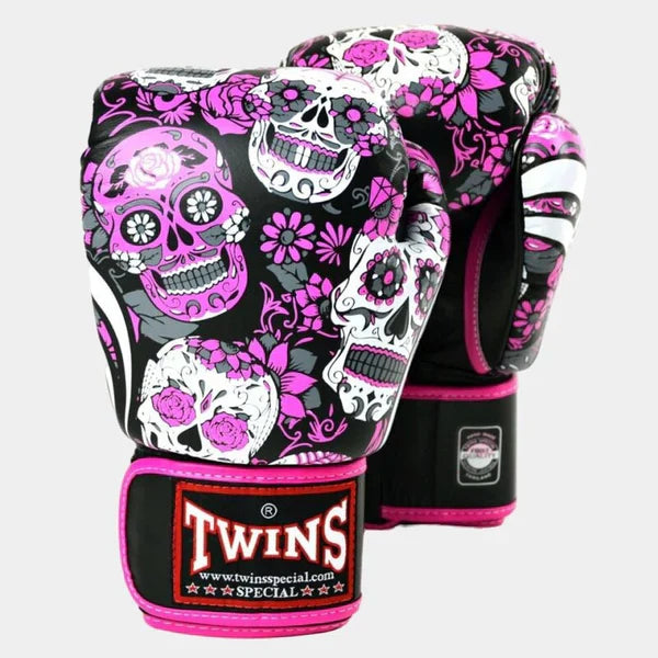 Twins Skull Boxing Gloves Pink